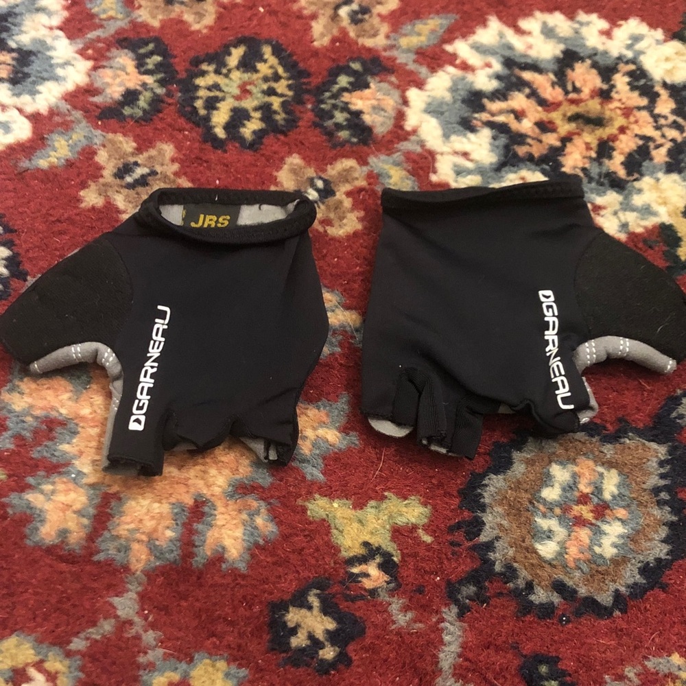 Garneau Kids Black Cycling Gloves - Short Finger